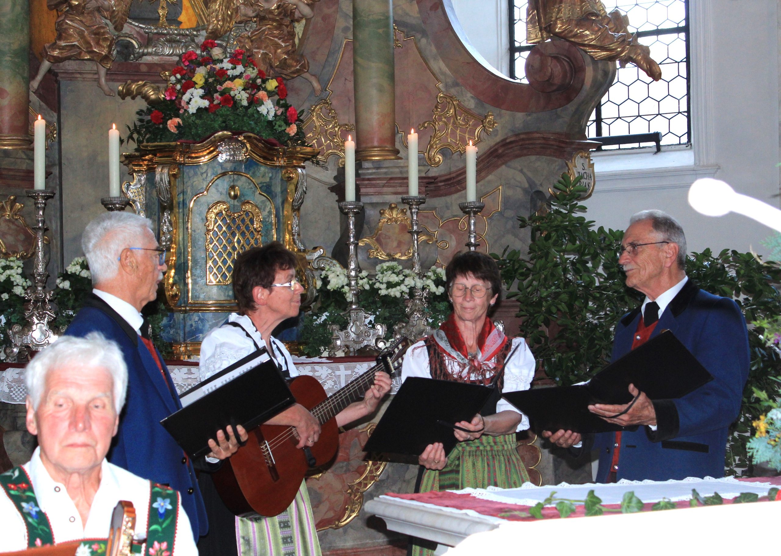 Alpenländisches Mariensingen in Maria Hilf begeistert erneut ...